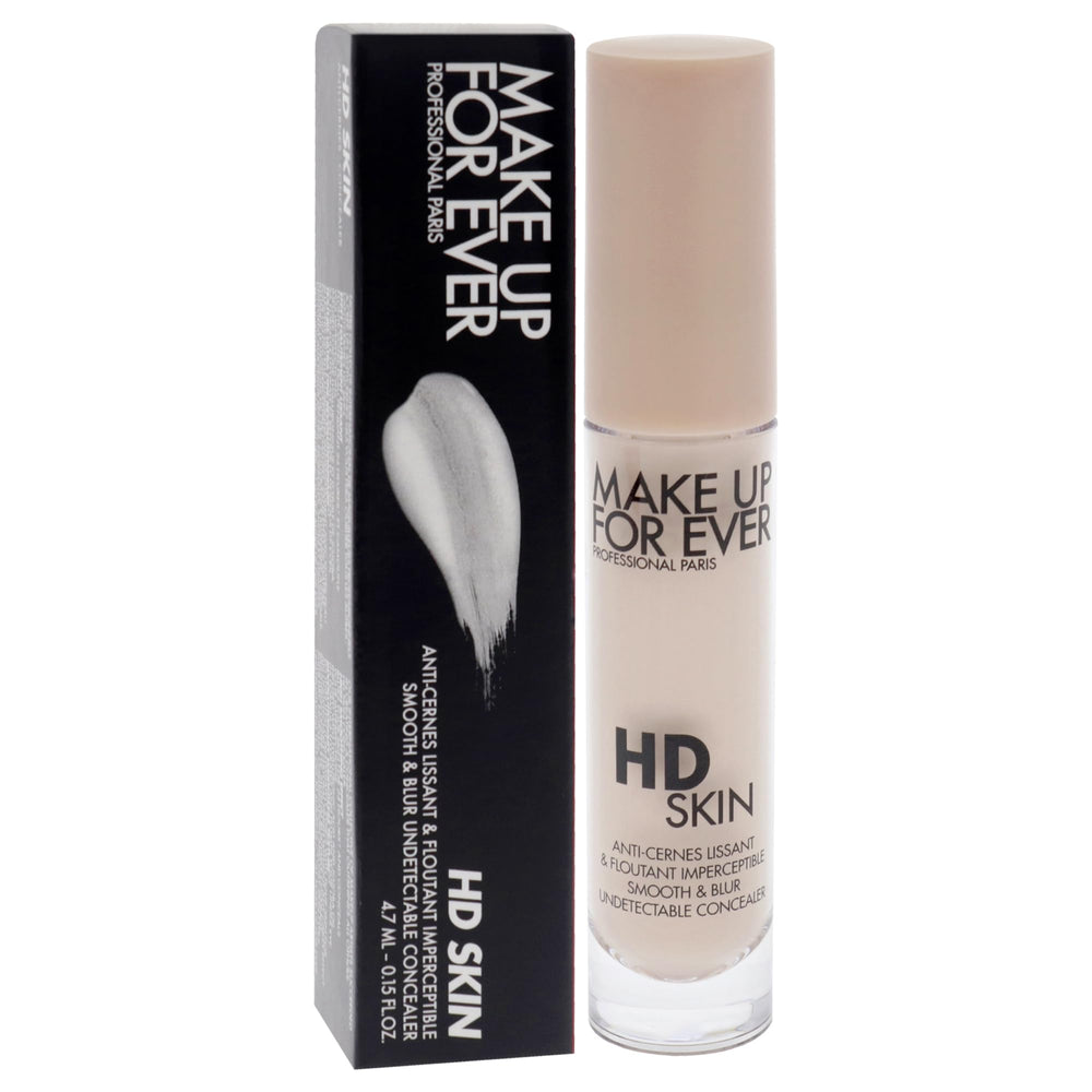 Make Up For Ever HD Skin Concealer shows a diffuse finish on skin.