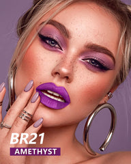 MAKI YIKA applicator enables precise, even application for bold lips.