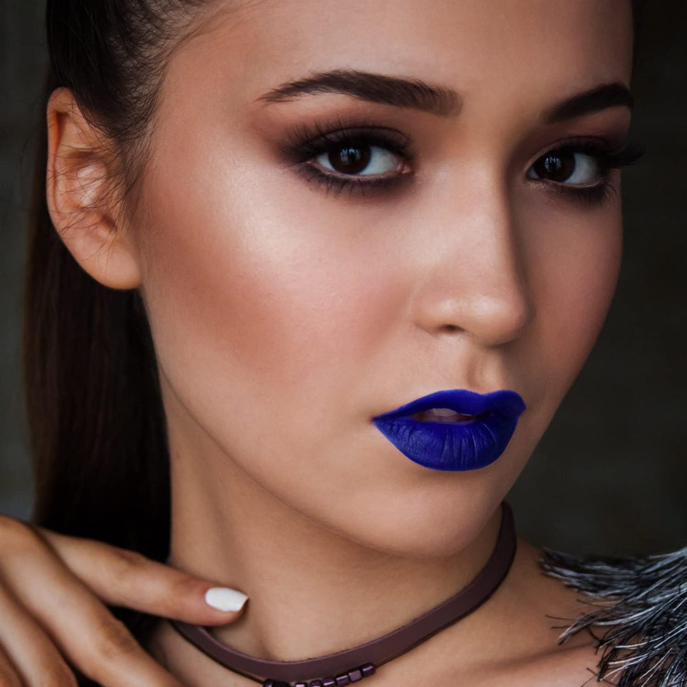 MAKI YIKA Dark Blue Lipstick bullet image emphasizes smooth, weightless feel