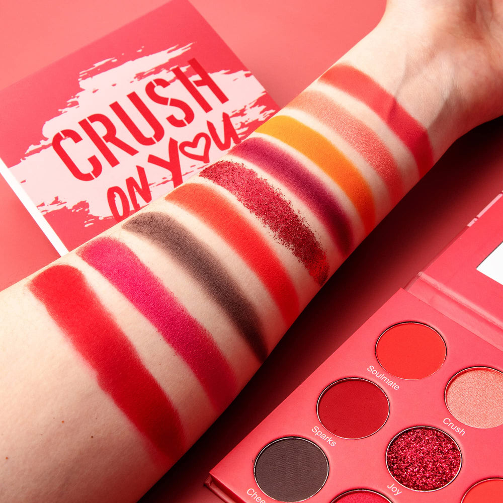 Maki Yika Red Eyeshadow Palette for a wedding makeup look with subtle shimmer