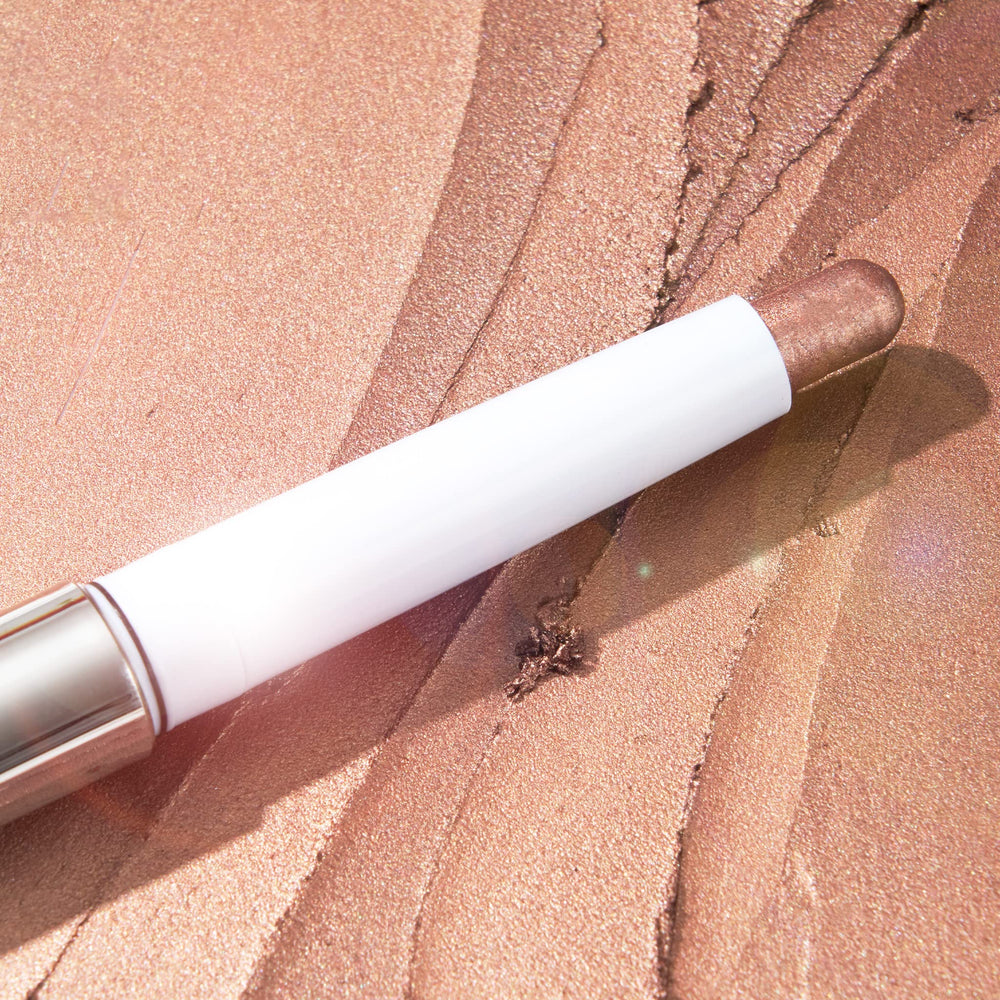 Premium packaging and versatile design of Mally Beauty Evercolor Eyeshadow Stick.