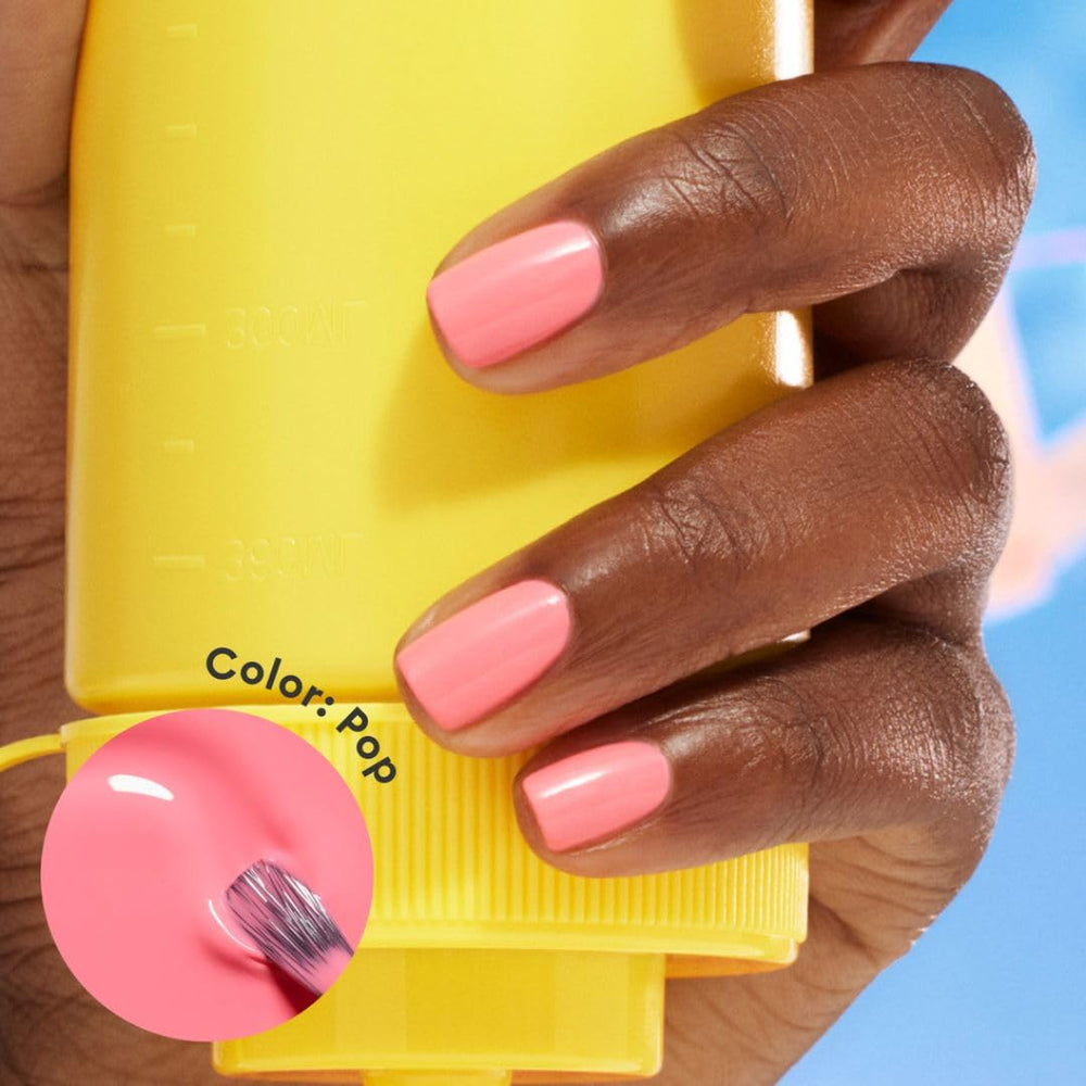 Manucurist Green Flash LED curing action highlights quick, chip-resistant gel nails.