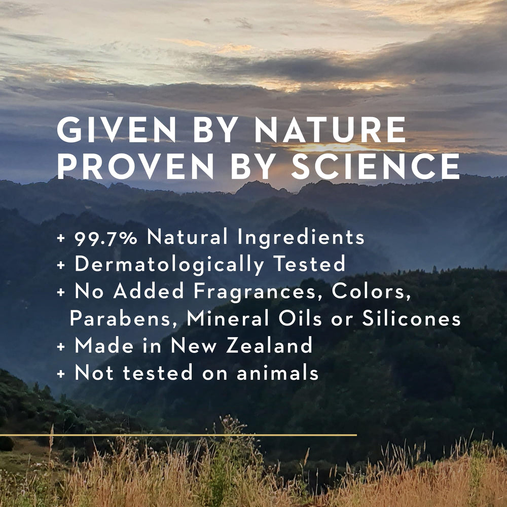 Highlight of Manuka oil and honey in Manuka Health formula