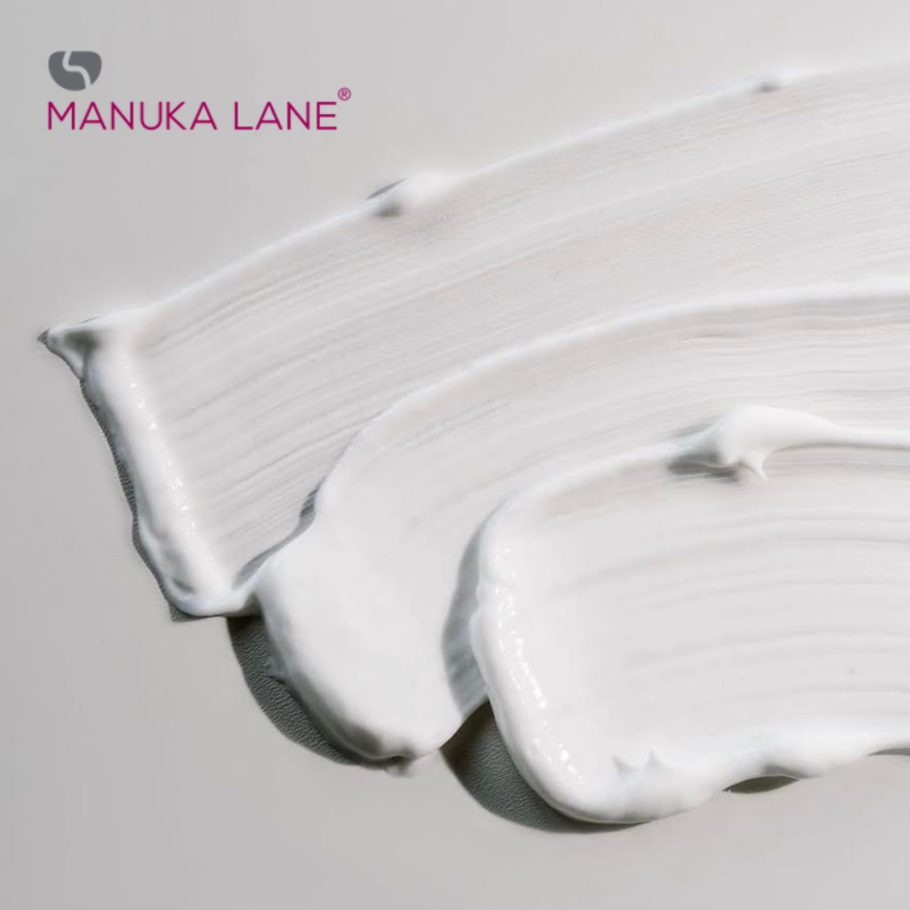 Hyaluronic acid molecule image beside Manuka Lane serum for hydration.
