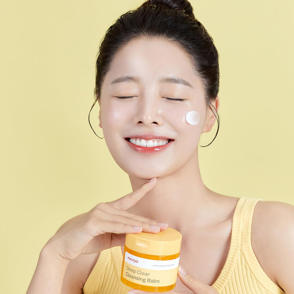 Manyo Deep Clear Cleansing Balm application on skin for cleansing makeup.