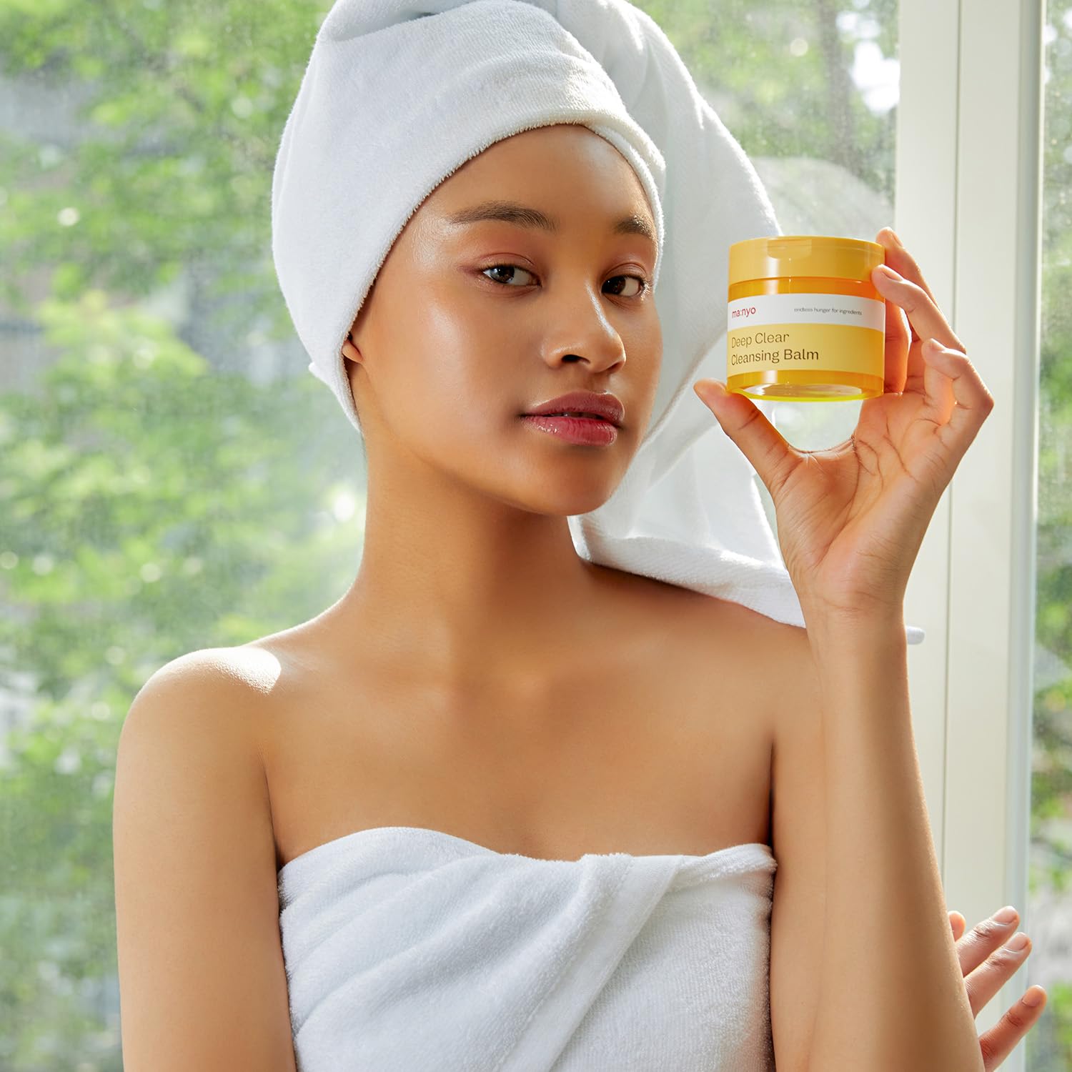 Manyo Deep Clear Cleansing Balm ingredients and vegan formula details.
