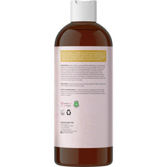 Maple Holistics blends aloe vera and chamomile for soft, hydrated skin.