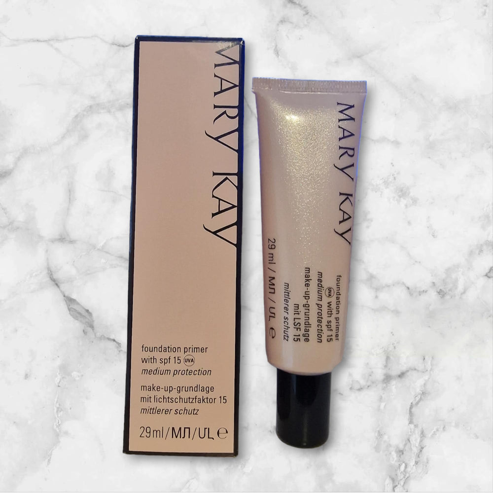 Mary Kay Foundation Primer SPF 15 application creates a smooth, even skin tone.