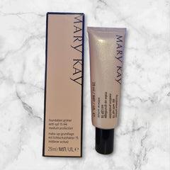 Mary Kay Foundation Primer SPF 15 application creates a smooth, even skin tone.