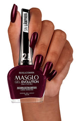 Distinguida shade swatch from MASGLO Gel Evolution on nails