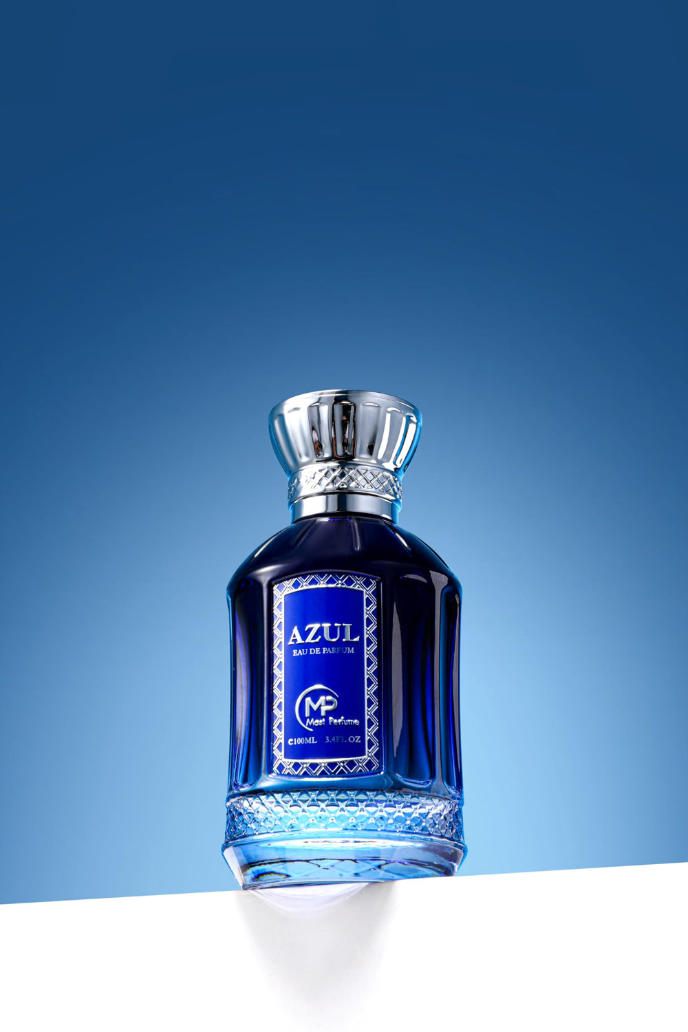 Mast Perfume Azul EDP spray bottle, ideal for daytime freshness.