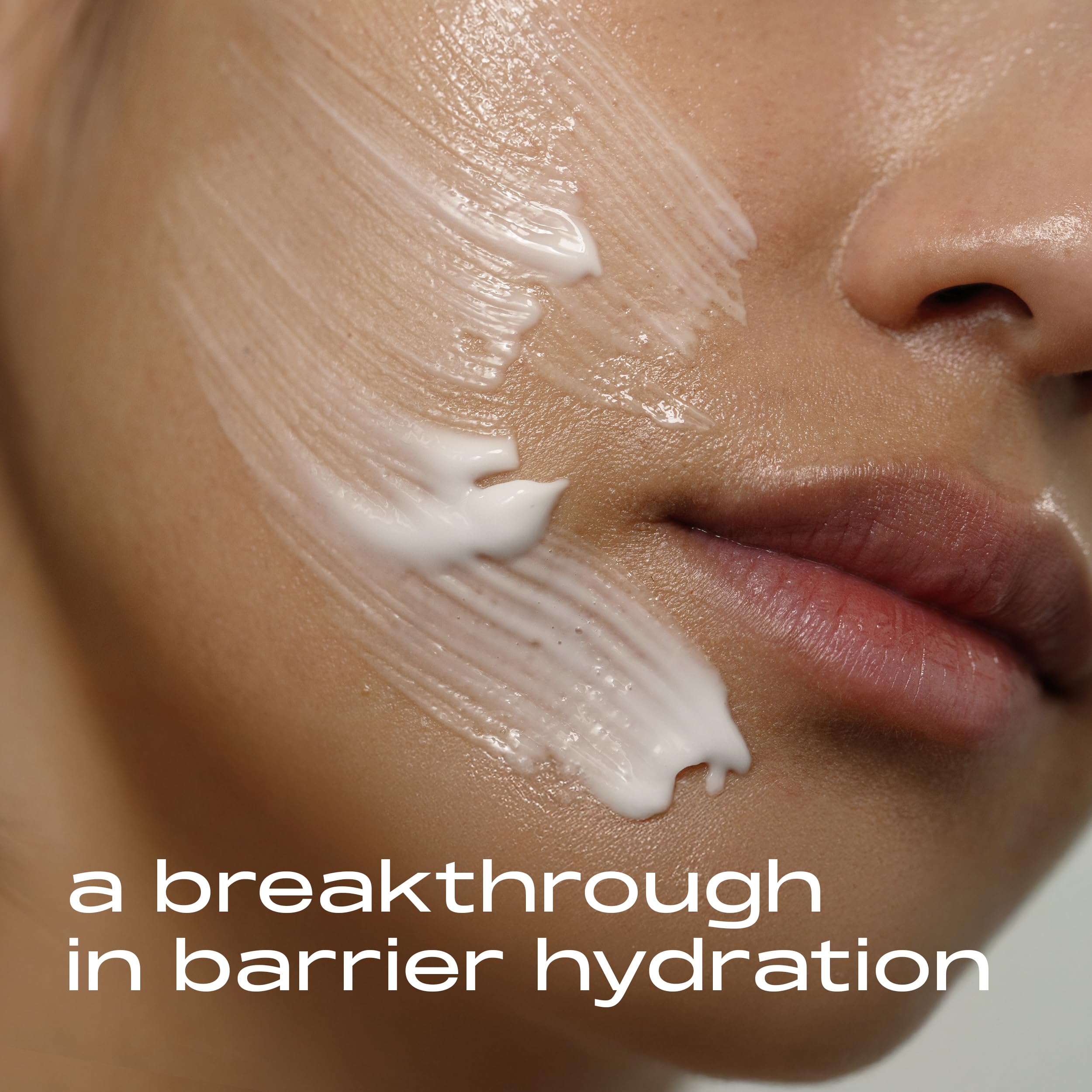MATTER OF FACT Minimalist Hydrating Moisturizer centella asiatica component soothing skin.