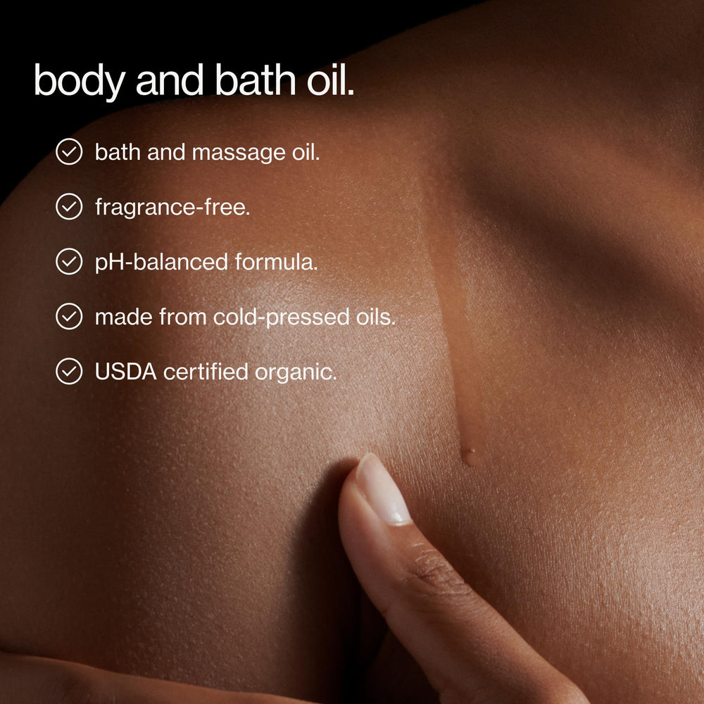 MAUDE Oil No. 0 massage oil use during a soothing session