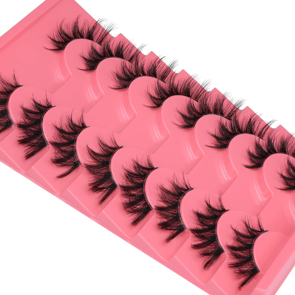 Mavphnee handmade PBT half lashes are lightweight and soft.