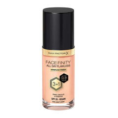 Facefinity No. 40 Light Ivory swatch on skin for color match