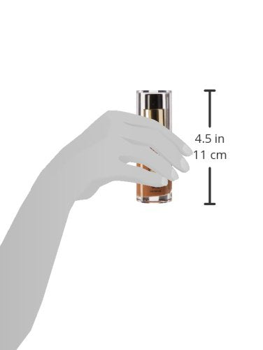 Max Factor Facefinity packaging detail highlights premium bottle design
