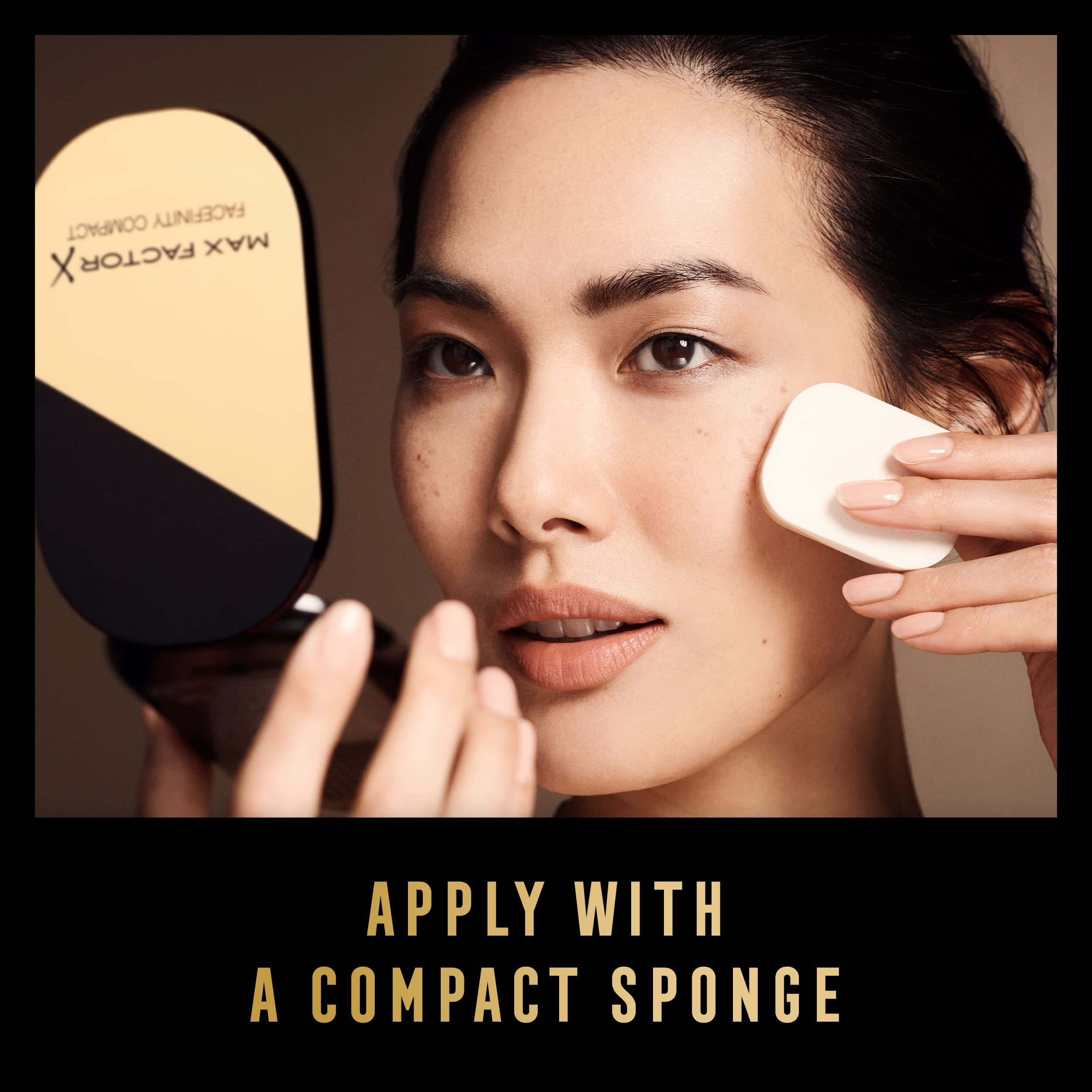 Max Factor FaceFinity powder compact packaging highlights 10 g contents.