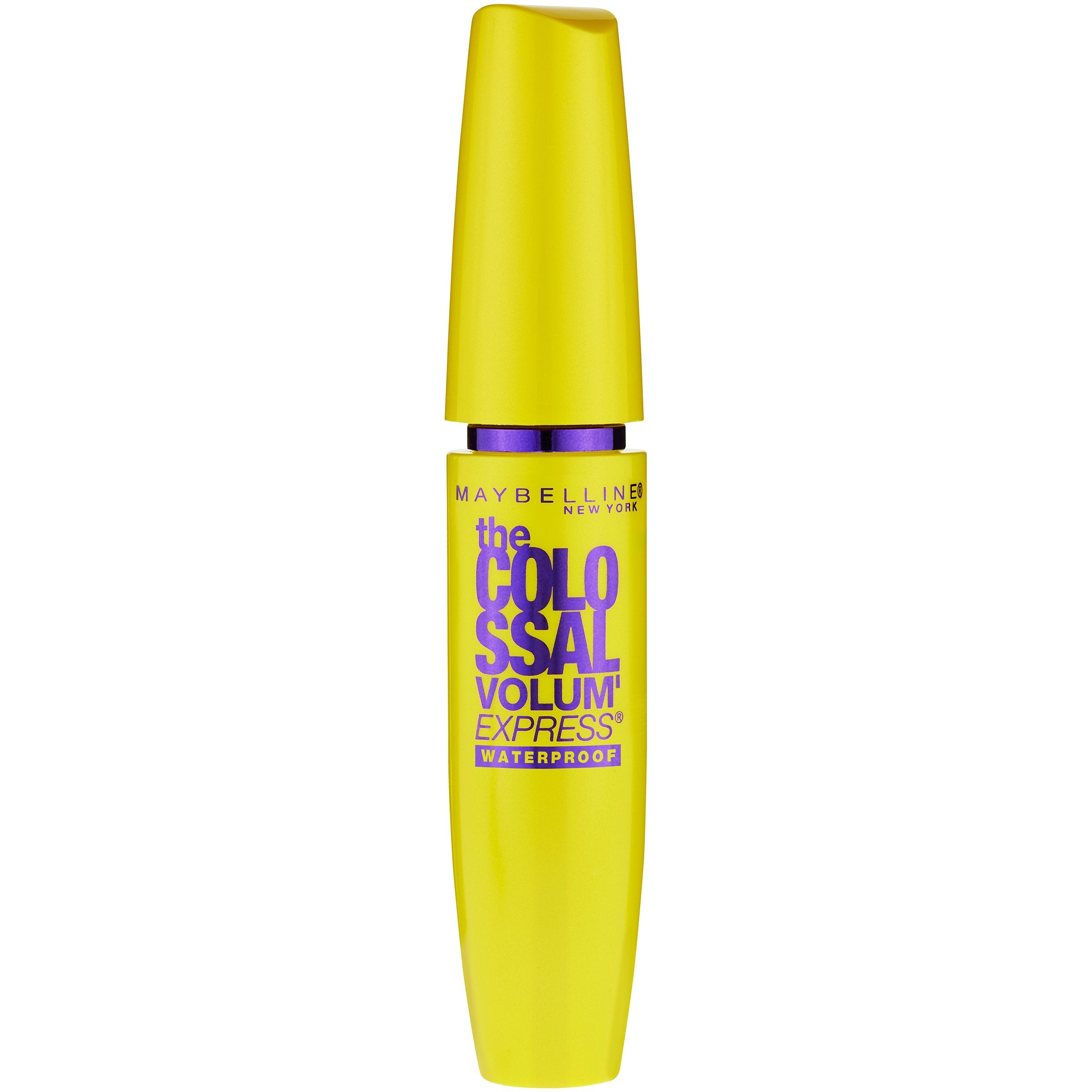 Close-up of Mega Brush bristles lifting lashes with minimal clumps