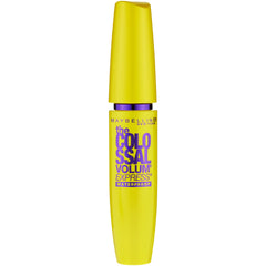 Close-up of Mega Brush bristles lifting lashes with minimal clumps