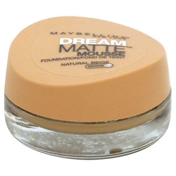 Close-up of Dream Matte Mousse texture highlighting airy coverage