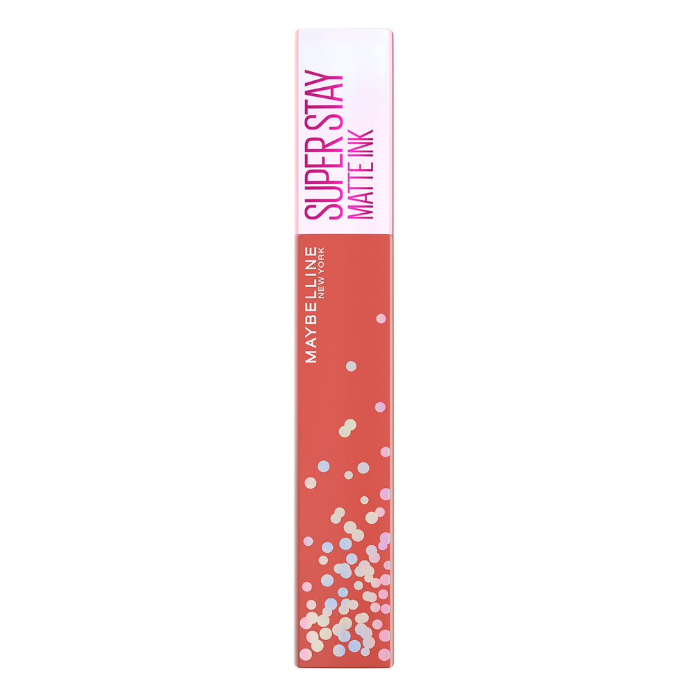 Maybelline Super Stay Matte Ink arrow applicator detail enabling clean lip lines.