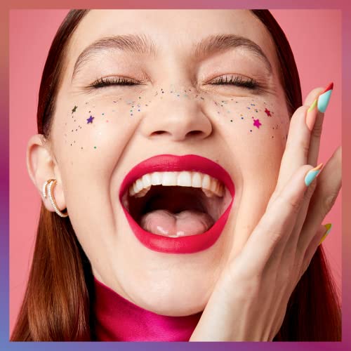 Maybelline Super Stay Matte Ink precise one-swipe application demonstration.