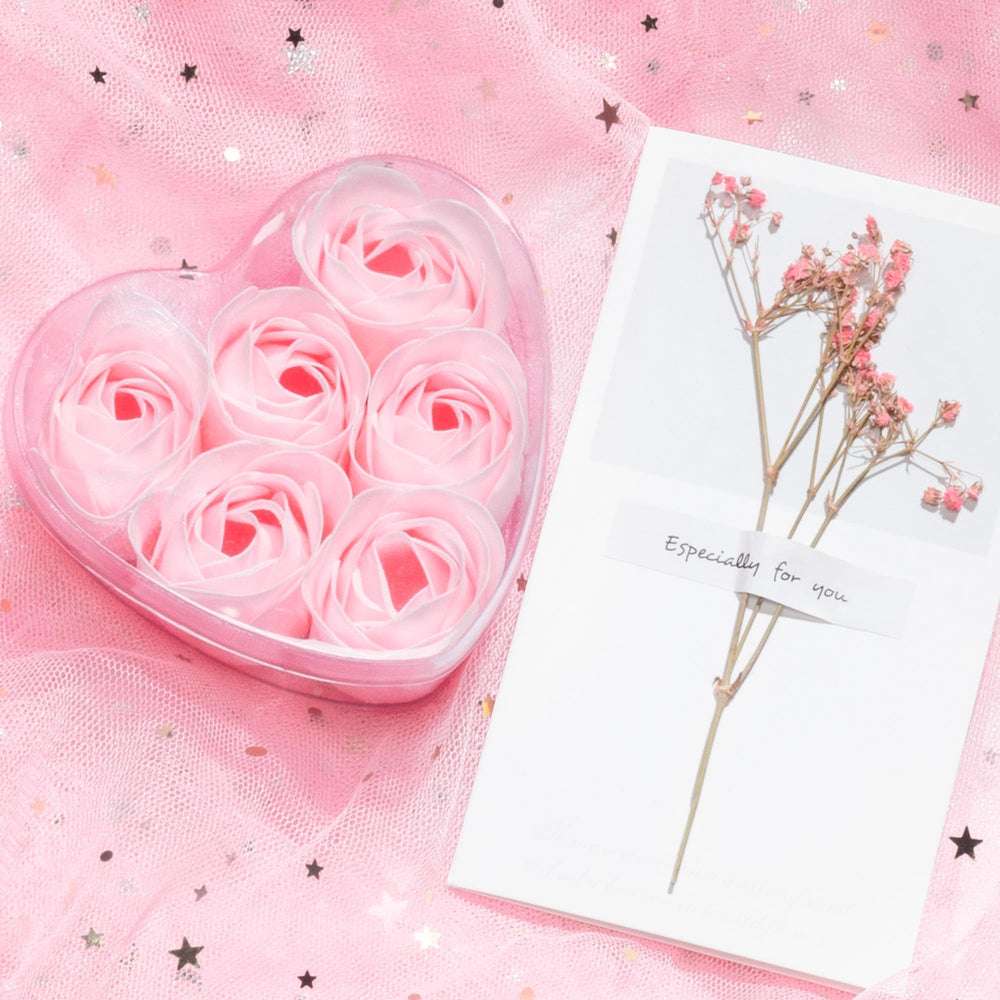 MAYICIVO silk headband to keep hair tidy during spa routines