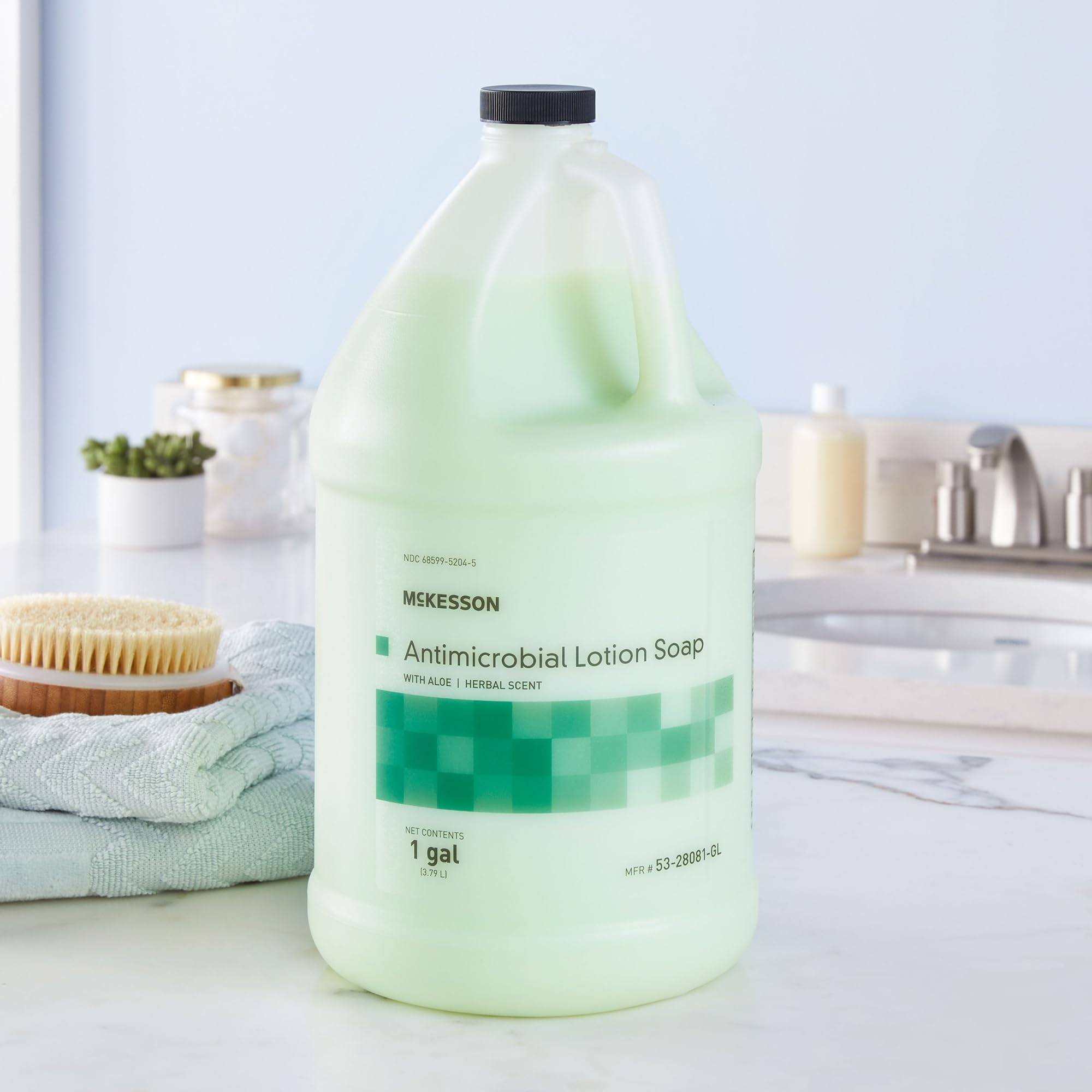 McKesson aloe hand soap foamy lather demonstrates gentle cleansing