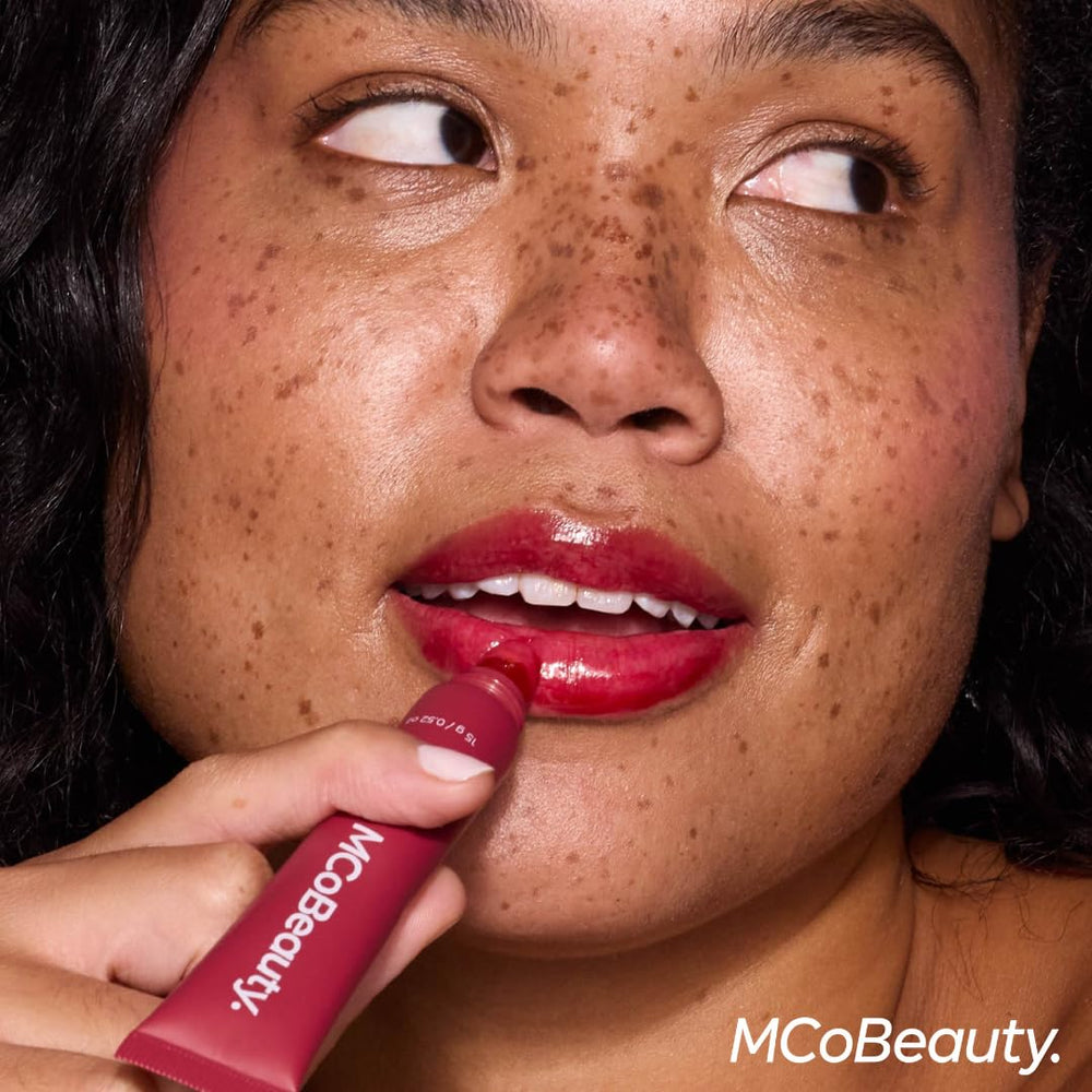Shea butter rich formula from MCoBeauty Lip Treatment Caramel hydration
