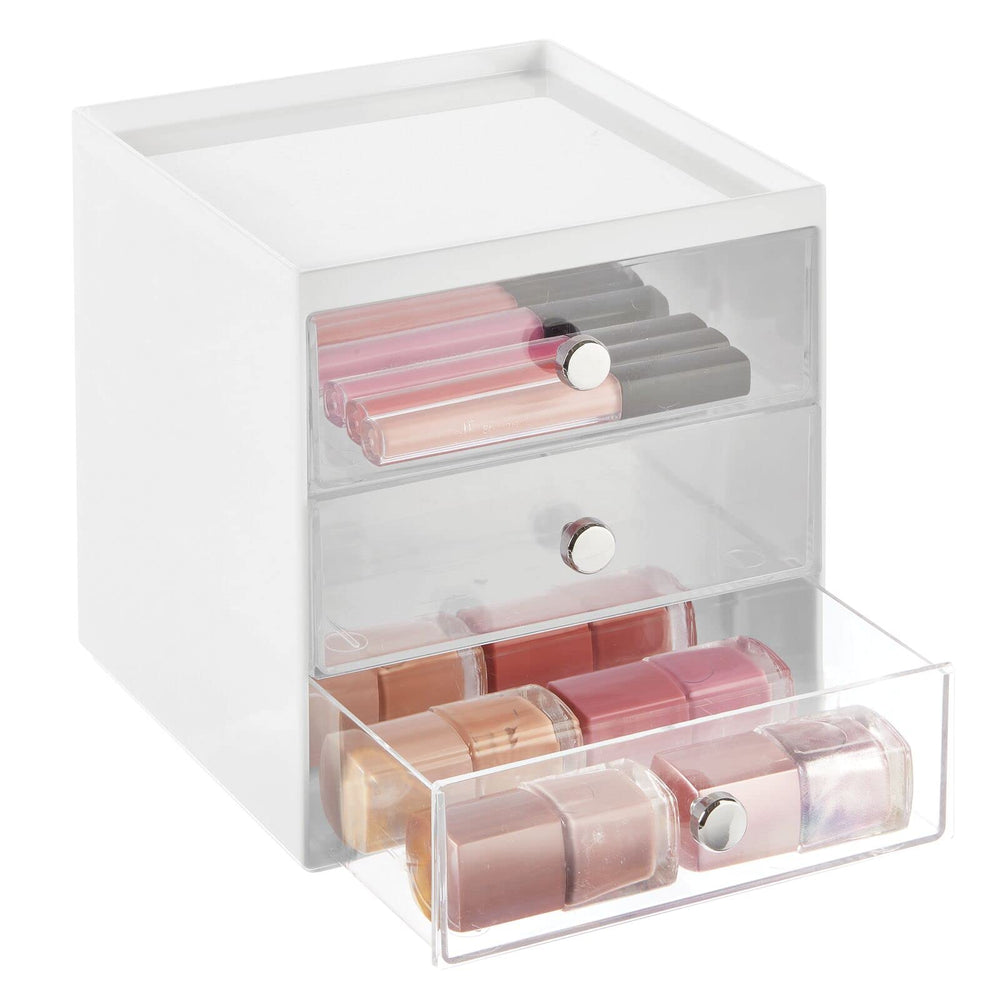 mDesign BPA-free plastic construction ensures sturdy daily use