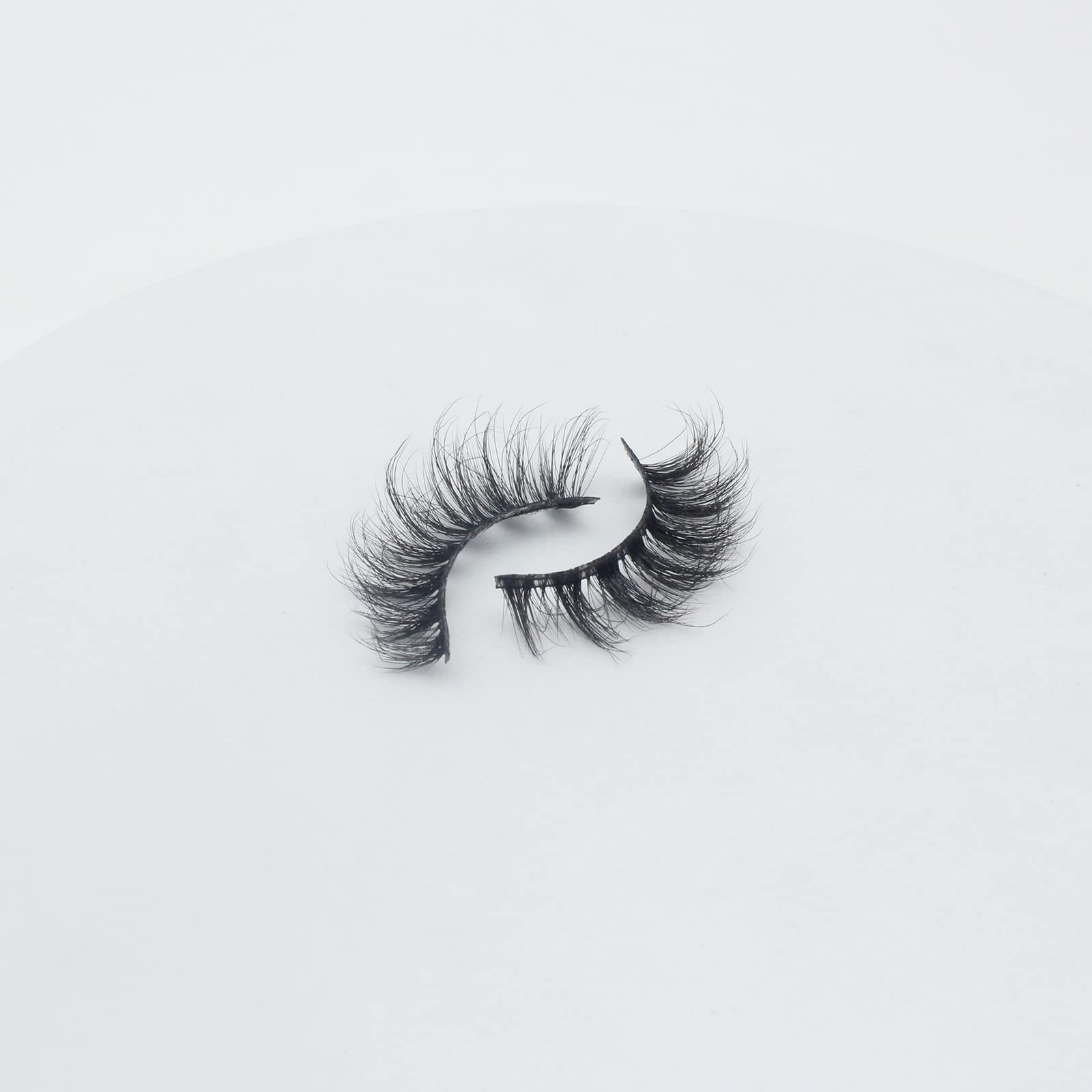 Mebver cruelty-free handmade lashes with quality finish