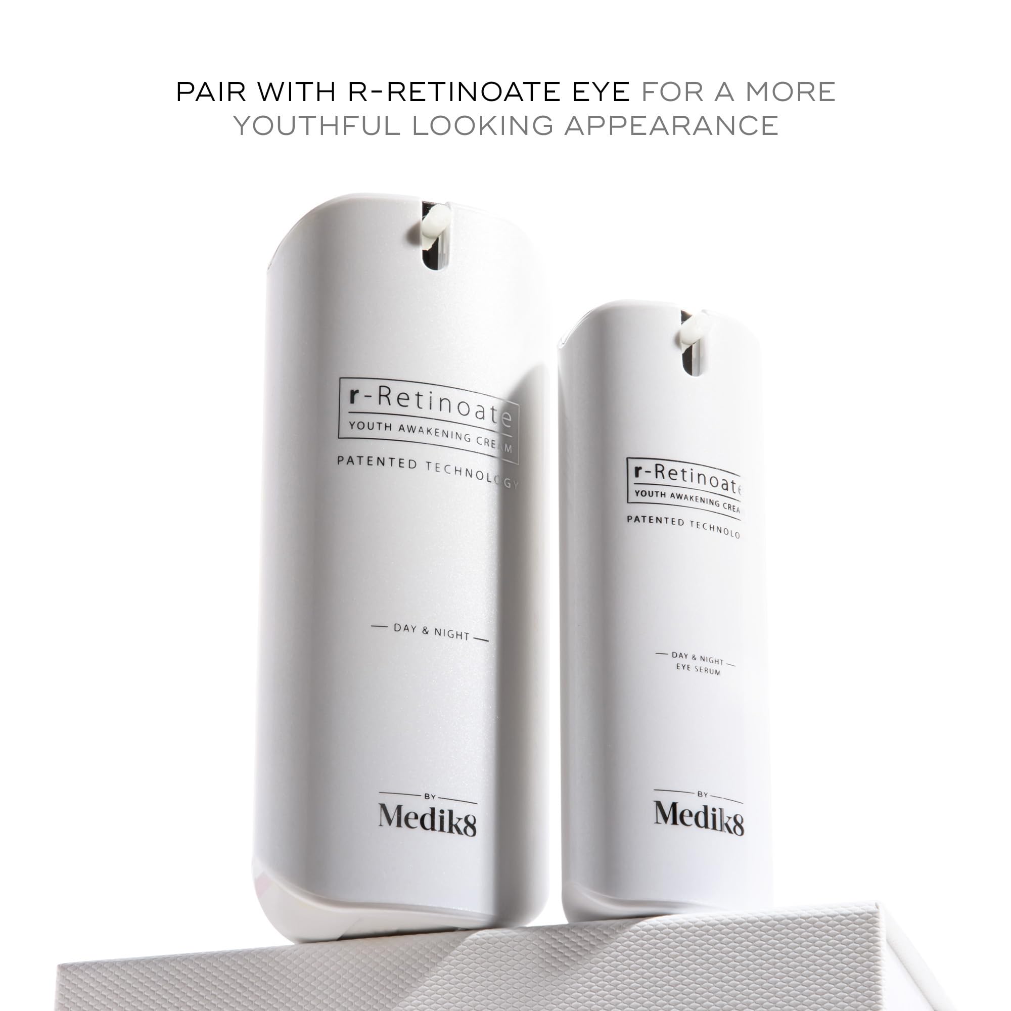 Medik8 R-Retinoate Day & Night serum swatch demonstrates creamy blend for easy absorption.