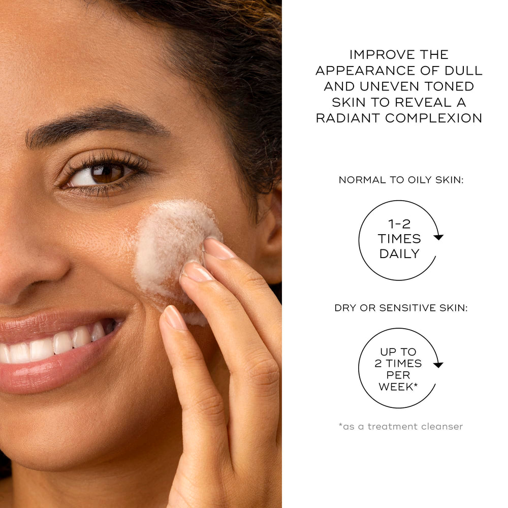Mangosteen and raspberry aroma in Medik8 Surface Radiance Cleanse for an uplifting scent