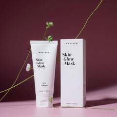 Medisco Skin Glow Mask pack features a creamy consistency for a radiant glow.