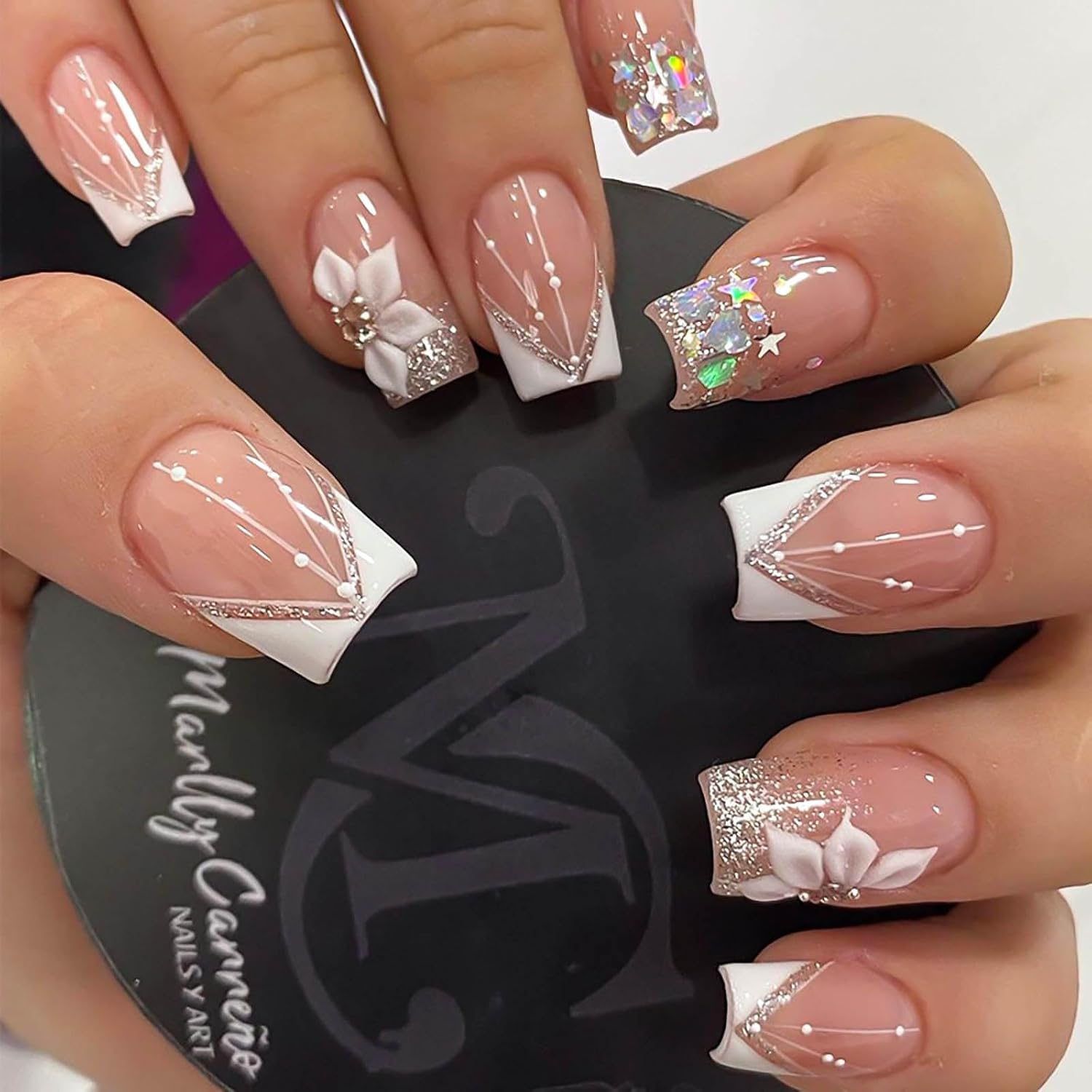 Meemooron white flower gel strips add elegant florals at home.