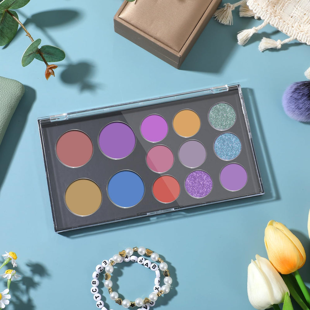 Mekueeex ABS plastic black palette—odor-free and easy to clean.