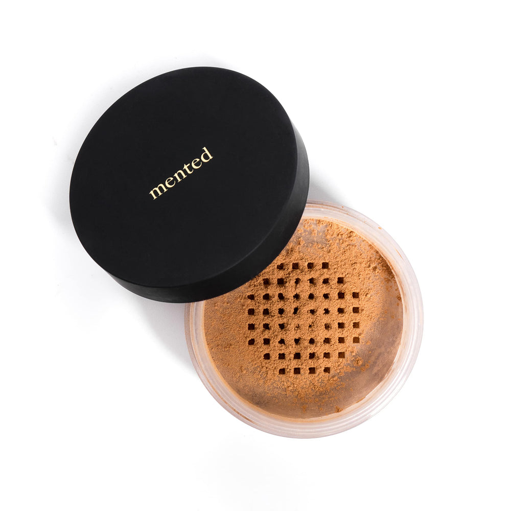 Mented Cosmetics pressed powder compact for a flawless finish on the go and quick touch-ups