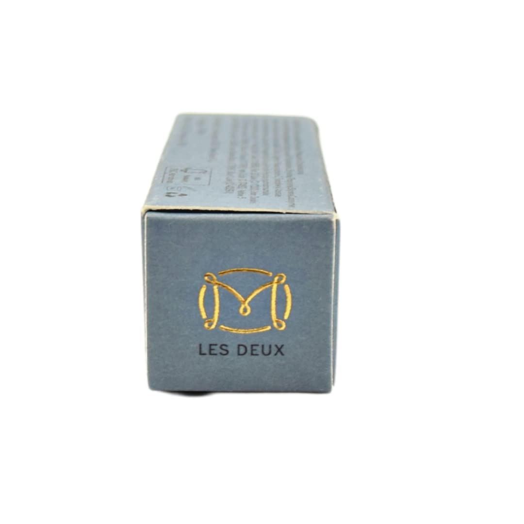 Merit Shade Slick Gelee Les Deux on the go use in compact case