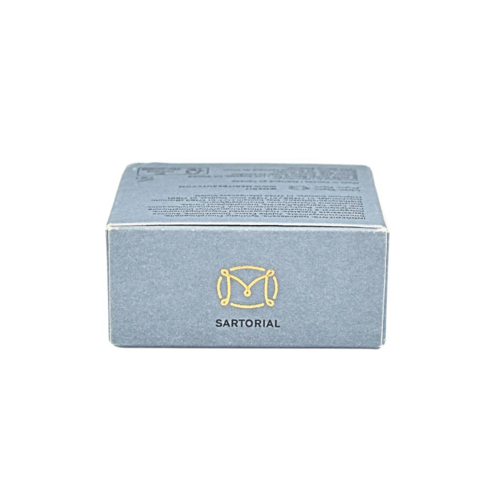 Merit Solo Shadow Eyeshadow Sartorial Bronze close-up highlights microfine pearl sheen.