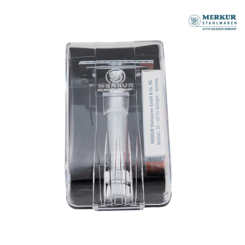 MERKUR 34C folding box keeps razor safe during travel