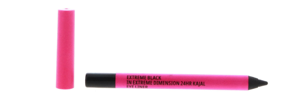 Metrey eyeliner cap and precision tip enabling clean, controlled lining