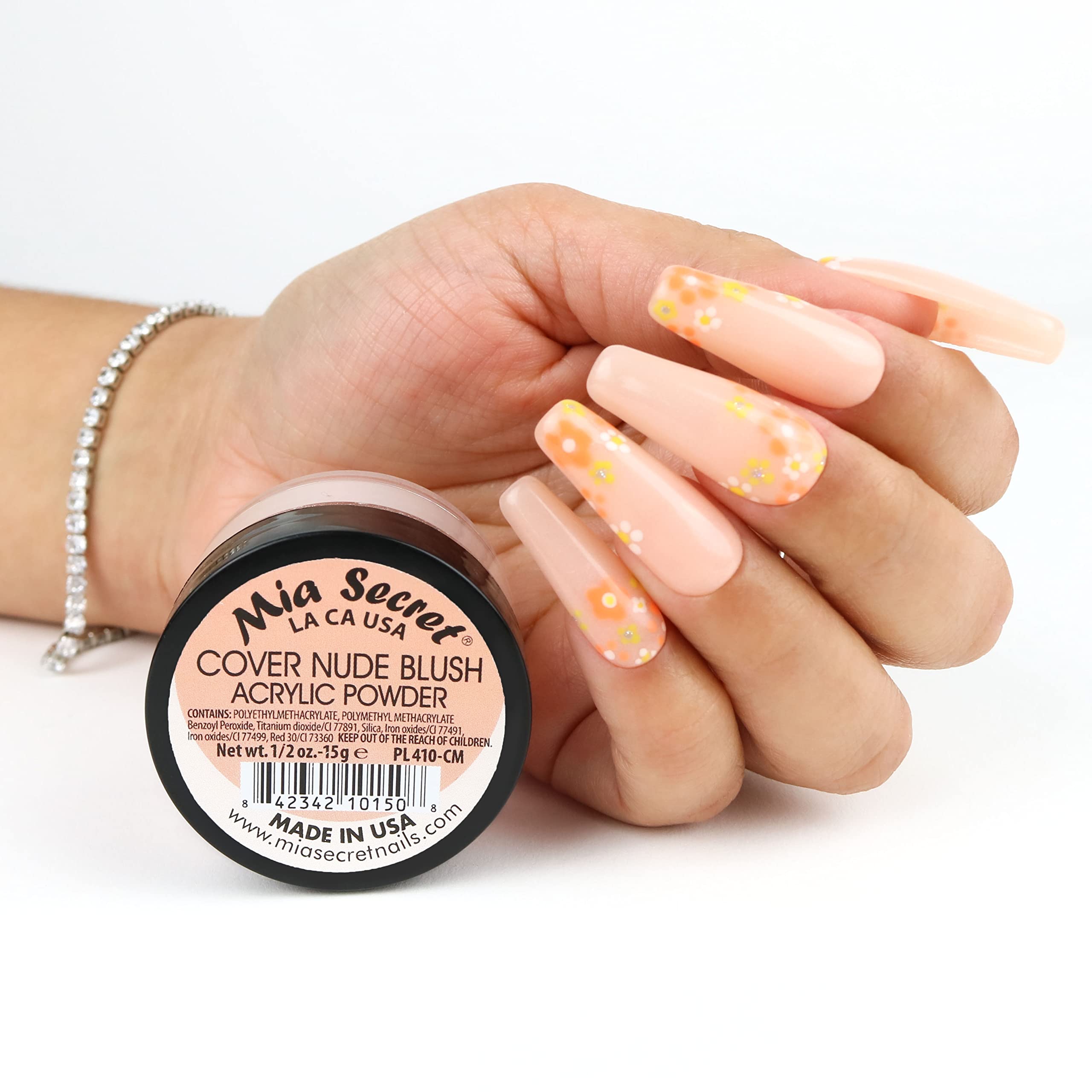 Close-up texture of Mia Secret Cover Nude Blush Acrylic Powder showing fine consistency