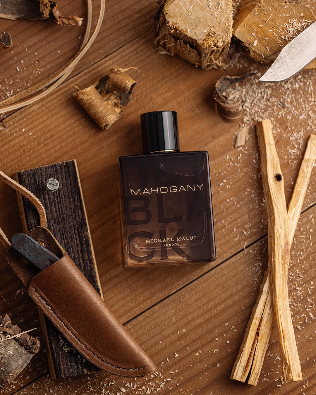 Jet Black Mahogany bottle spray atomizer detail for precise application