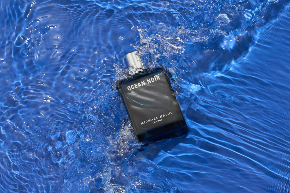 Michael Malul Ocean Noir 10ml travel set, compact for on-the-go scent refreshment.