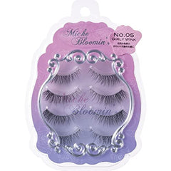 Miche Bloomin Girly Wink 3D lashes pack for natural daily look