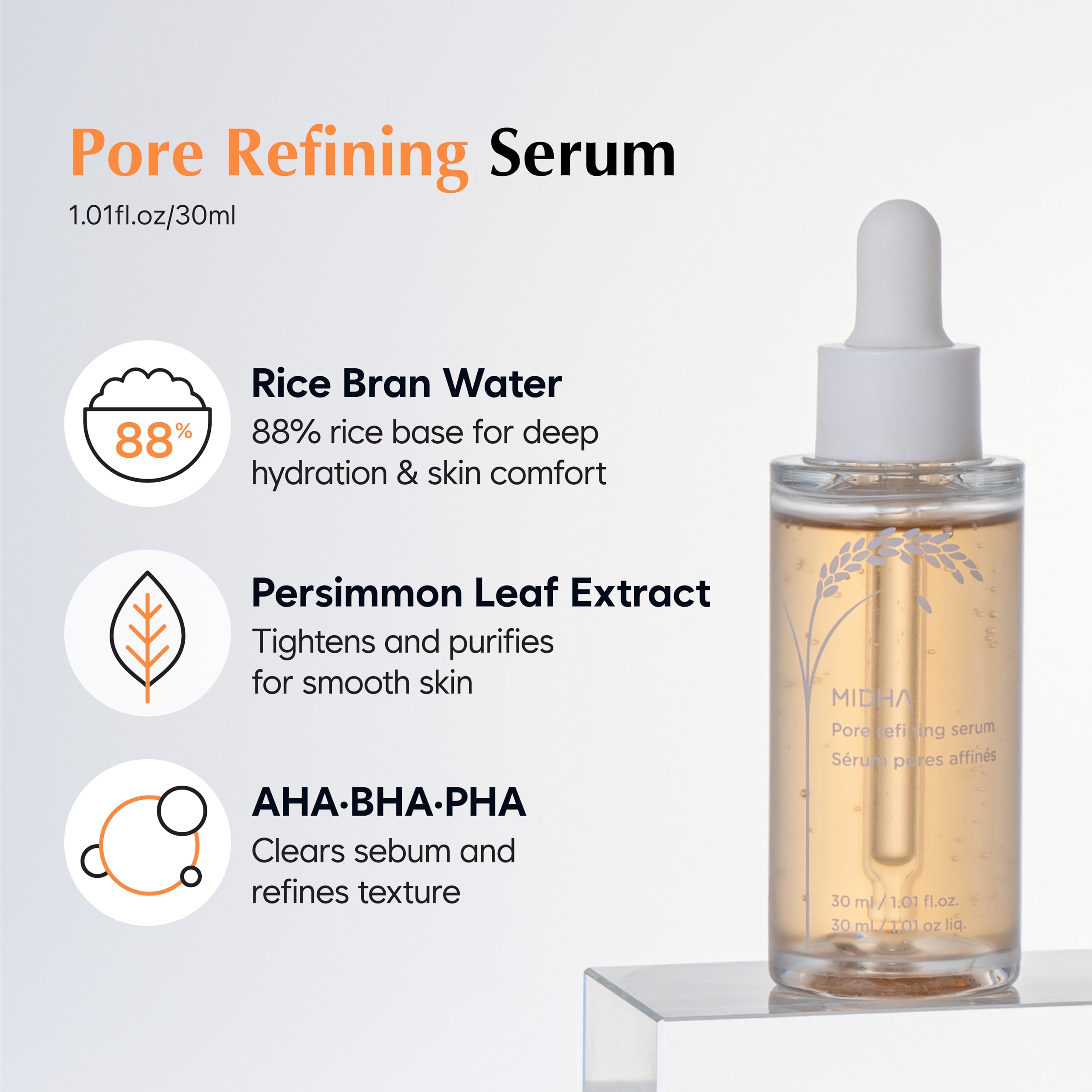 PUMP dispense action of MIDHA serum for easy daily use.