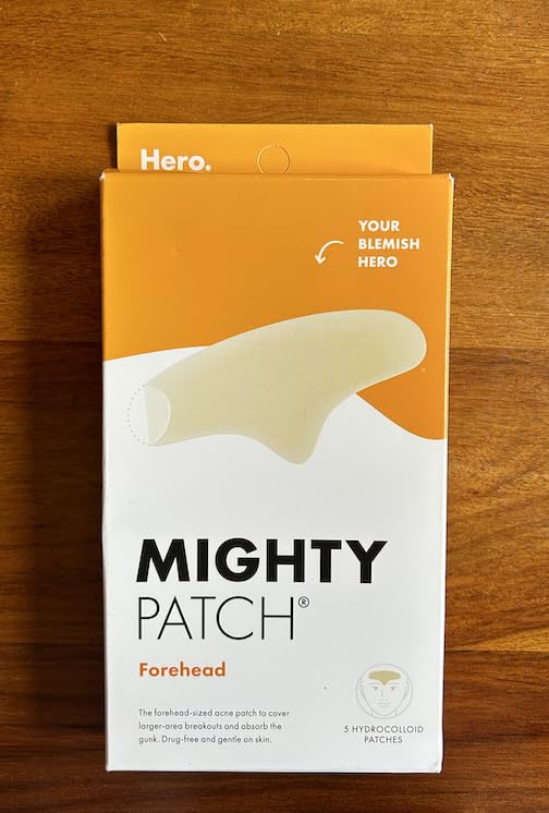 Mighty Patch forehead patch absorbs gunk efficiently to reduce shine.