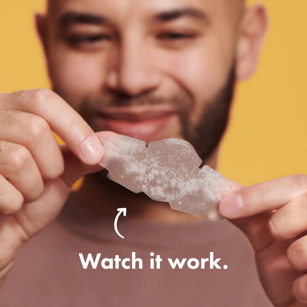 Mighty Patch Nose turns white during use, signaling patch activity.
