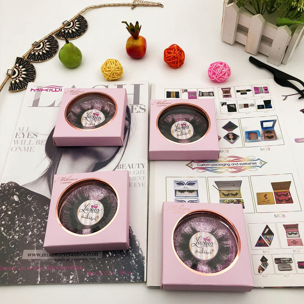 Mikiwi mink lashes box includes 24/7 after-sales support card