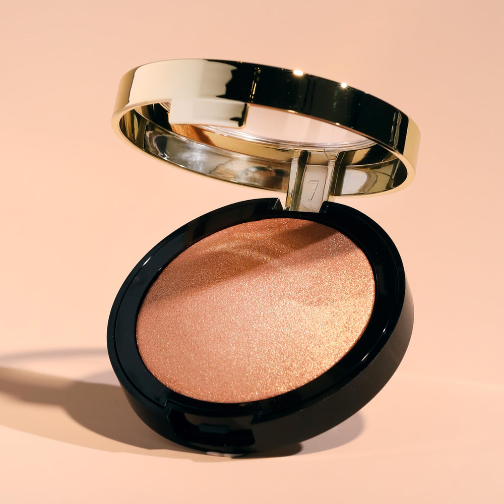 Milani Champagne D'Oro brow bone glow brightens the eye area.